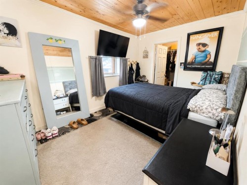 4631 50 Street, Rycroft, AB - Indoor Photo Showing Bedroom