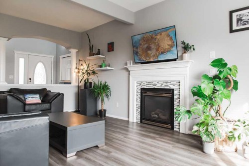 8809 69 Avenue, Grande Prairie, AB 