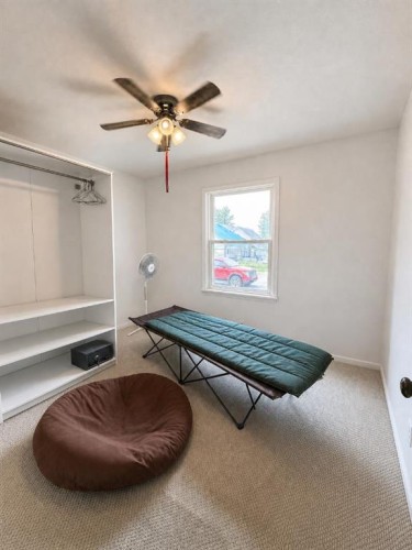 4653 55Th Avenue, High Prairie, AB - Indoor