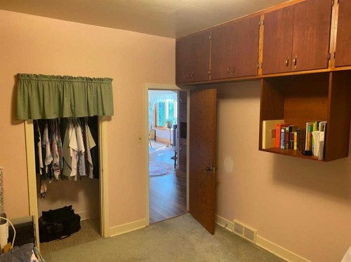 116 1St Avenue Sw, Manning, AB - Indoor