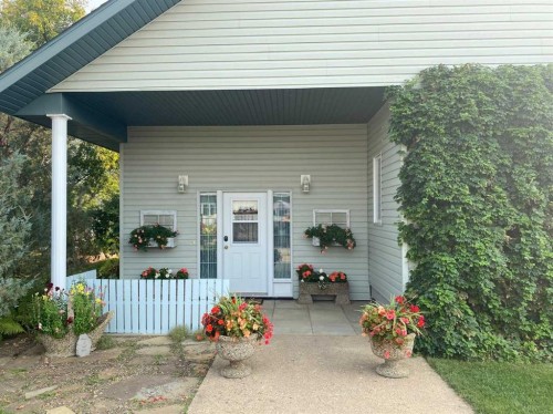116 1St Avenue Sw, Manning, AB - Outdoor With Exterior