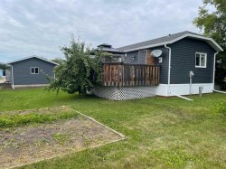 10405 100 Street  Fairview, AB T0H 1L0