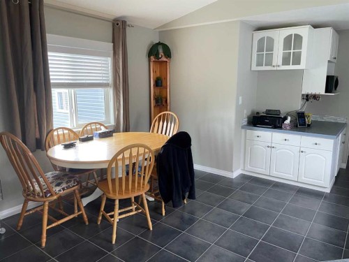 10405 100 Street, Fairview, AB - Indoor Photo Showing Dining Room