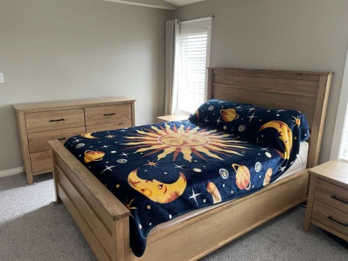 10405 100 Street, Fairview, AB - Indoor Photo Showing Bedroom