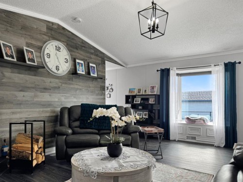 248 Mawdsley Crescent, Grande Cache, AB - Indoor Photo Showing Living Room