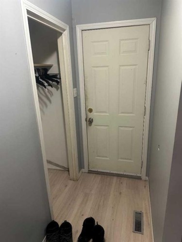 4805 55 Avenue, Valleyview, AB - Indoor Photo Showing Other Room