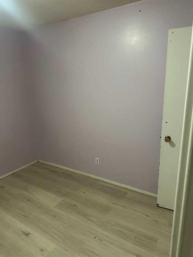 4805 55 Avenue, Valleyview, AB - Indoor Photo Showing Other Room