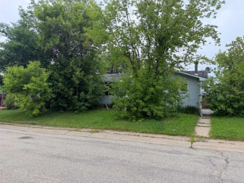 4805 55 Avenue, Valleyview, AB - Outdoor