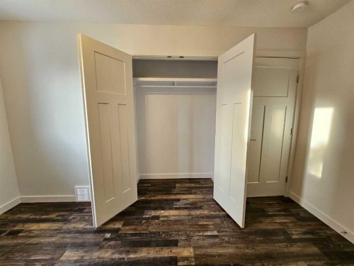 9215 94A Avenue, Wembley, AB - Indoor Photo Showing Other Room