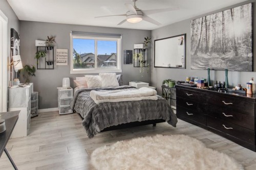 102 Pinnacle Crescent, Grande Prairie, AB - Indoor Photo Showing Bedroom