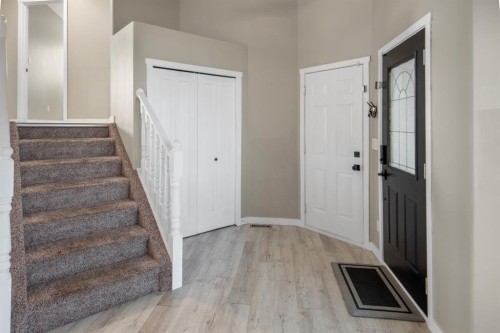 102 Pinnacle Crescent, Grande Prairie, AB - Indoor Photo Showing Other Room