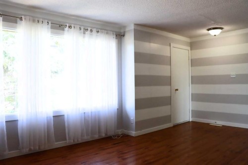 4812 53 Avenue, Valleyview, AB - Indoor Photo Showing Other Room