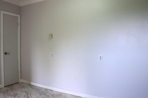 4812 53 Avenue, Valleyview, AB - Indoor Photo Showing Other Room