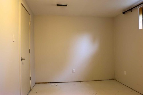 4812 53 Avenue, Valleyview, AB - Indoor Photo Showing Other Room