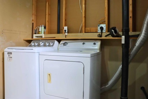 4812 53 Avenue, Valleyview, AB - Indoor Photo Showing Laundry Room