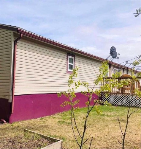 32 Dragonfly Crescent, High Level, AB - Outdoor With Deck Patio Veranda