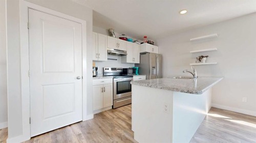 9517 113 Avenue, Clairmont, AB - Indoor Photo Showing Kitchen