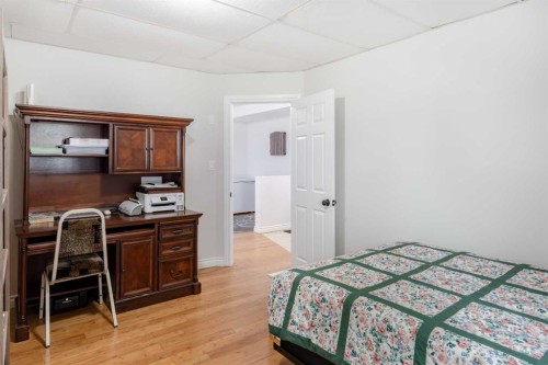10602 101 Ave, Hythe, AB - Indoor Photo Showing Bedroom