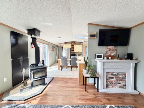 4612 48 Street, Rycroft, AB - Indoor