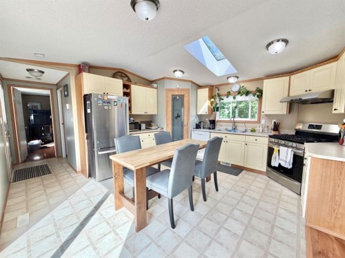4612 48 Street, Rycroft, AB - Indoor