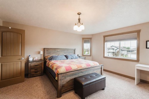 10926 60 Avenue, Grande Prairie, AB - Indoor Photo Showing Bedroom