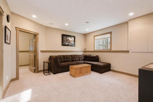 10926 60 Avenue, Grande Prairie, AB - Indoor Photo Showing Other Room