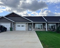 9904 111 Street Unit 4  La Crete, AB T0H 2H0