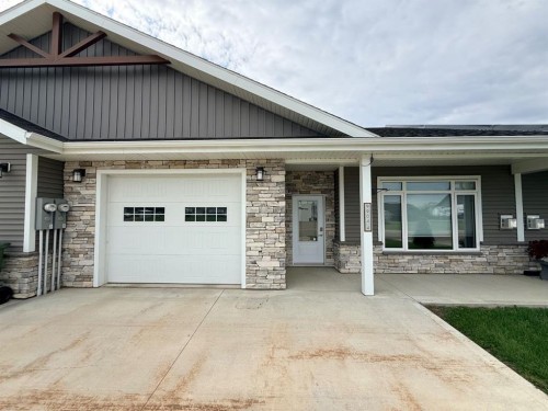 9904 111 Street Unit 4, La Crete, AB - Outdoor