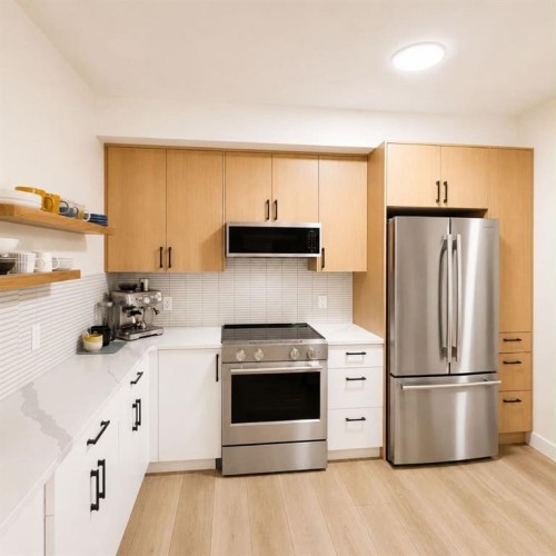 101-160 Moberly Road, Grande Cache, AB - Indoor Photo Showing Kitchen