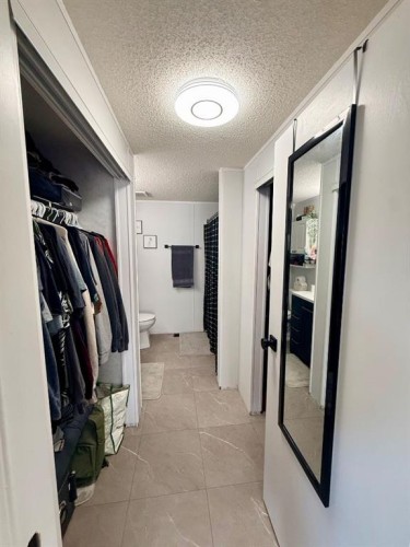 10629 101 Ave, La Crete, AB - Indoor