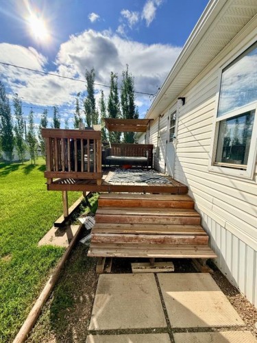10629 101 Ave, La Crete, AB - Outdoor With Deck Patio Veranda