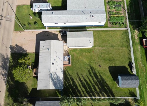 10629 101 Ave, La Crete, AB - Outdoor