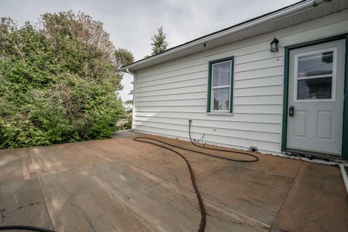 9702 100 Ave, Nampa, AB - Outdoor With Exterior