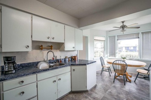 9702 100 Ave, Nampa, AB - Indoor