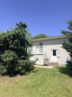 B-9318 106 Avenue Grande Prairie, AB T8V 1H7