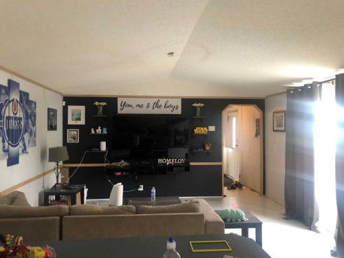 22 Dewberry Road, High Level, AB - Indoor Photo Showing Other Room