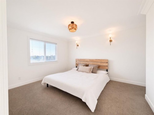 9010 Willow Drive, Grande Prairie, AB - Indoor Photo Showing Bedroom