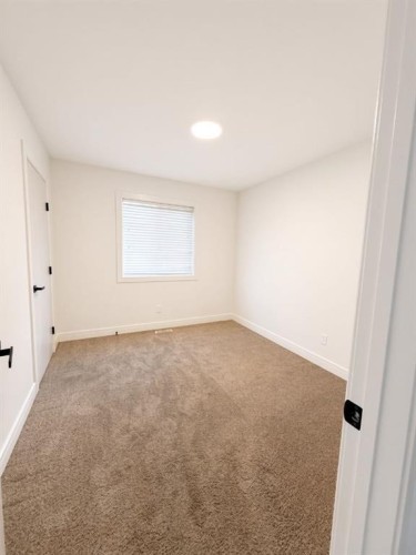 9010 Willow Drive, Grande Prairie, AB - Indoor Photo Showing Other Room