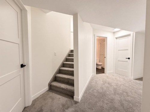 9010 Willow Drive, Grande Prairie, AB - Indoor Photo Showing Other Room