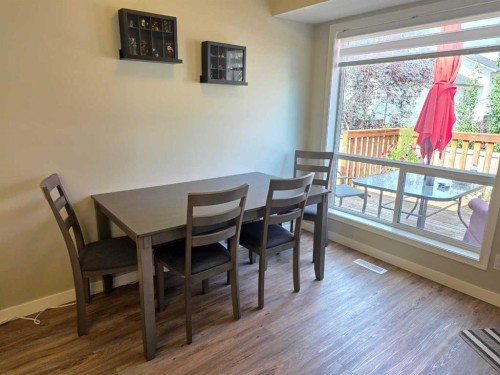 37 Pinnacle Crescent, Grande Prairie, AB - Indoor Photo Showing Dining Room