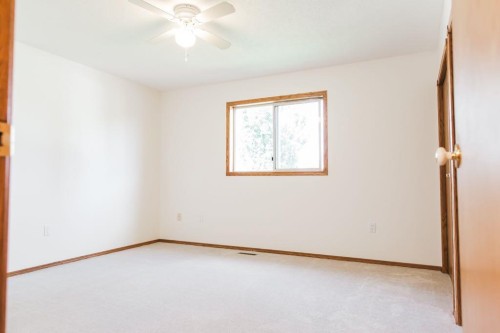 10610 Michaelis Boulevard, Grande Prairie, AB - Indoor Photo Showing Other Room
