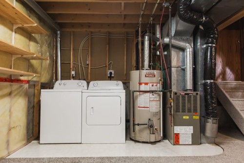 10610 Michaelis Boulevard, Grande Prairie, AB - Indoor Photo Showing Laundry Room