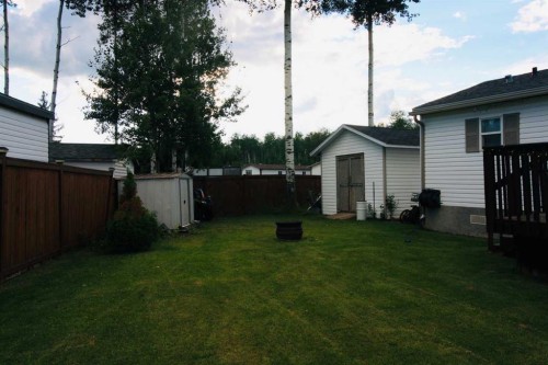 45 Dragonfly Crescent, High Level, AB - Outdoor