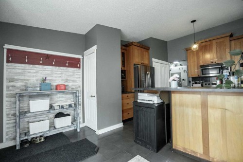 5405 42 Ave, Grimshaw, AB - Indoor Photo Showing Kitchen