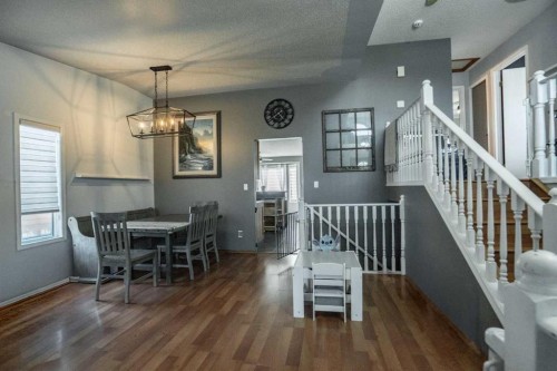 5405 42 Ave, Grimshaw, AB - Indoor Photo Showing Dining Room