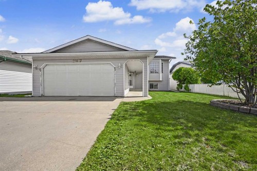 12017 95B Street  Grande Prairie, AB T8V 6X7