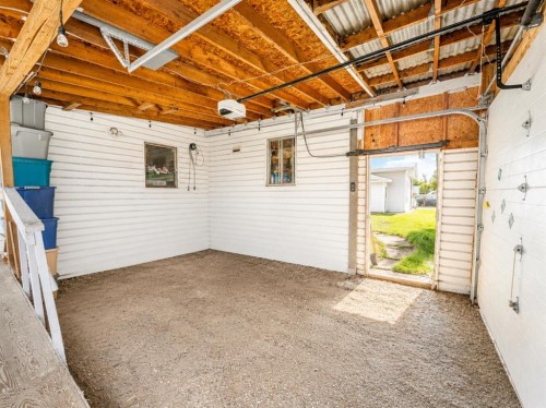 4611 48 Street, Rycroft, AB - Indoor