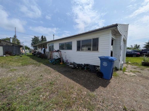 4611 48 Street, Rycroft, AB - Outdoor