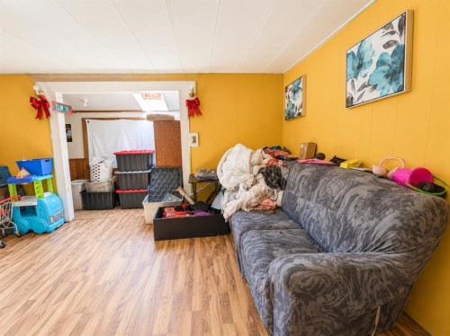 4611 48 Street, Rycroft, AB - Indoor
