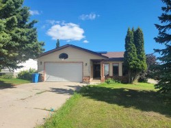 10601 103 Street Close Fairview, AB T0H 1L0